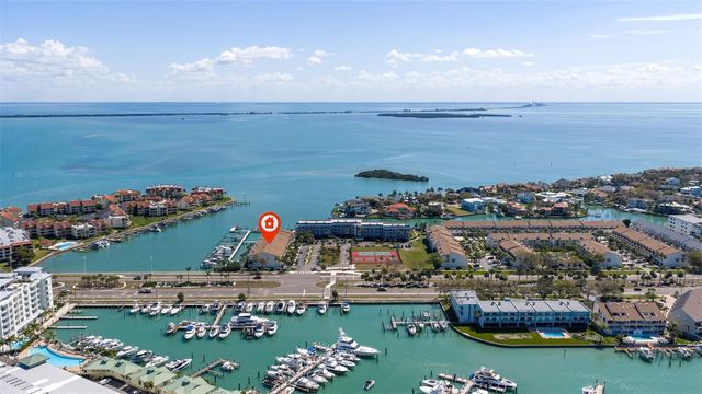 117 YACHT CLUB LANE, Tierra Verde, FL 33715