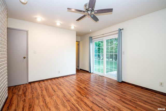 2405 W CARRIAGE Lane, Peoria, IL 61614