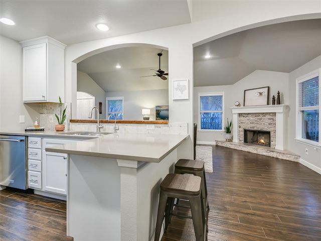5 Sunset CIR, Wimberley, TX 78676