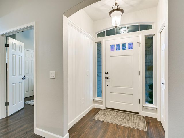 5 Sunset CIR, Wimberley, TX 78676