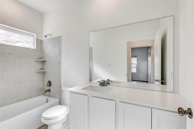 163 Cibolo Creek LOOP, Bastrop, TX 78602