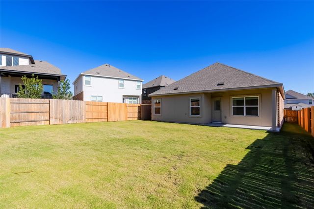 163 Cibolo Creek LOOP, Bastrop, TX 78602