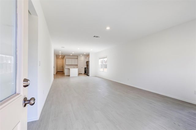 163 Cibolo Creek LOOP, Bastrop, TX 78602