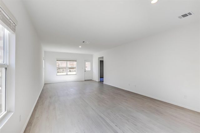 163 Cibolo Creek LOOP, Bastrop, TX 78602