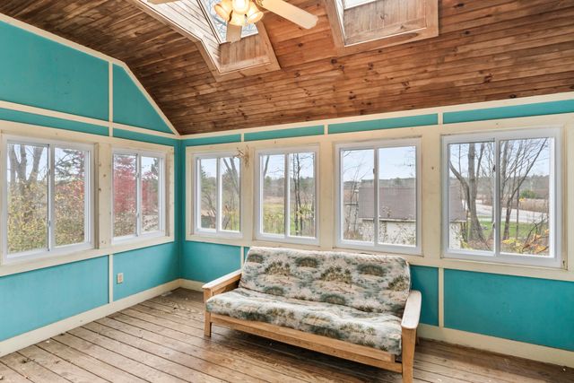 49 Exeter Road, North Hampton, NH 03862