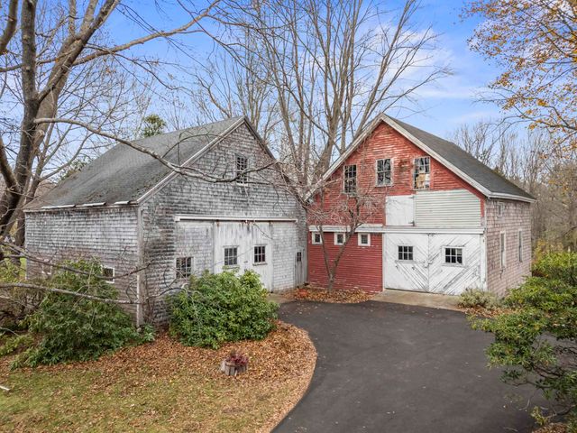 49 Exeter Road, North Hampton, NH 03862