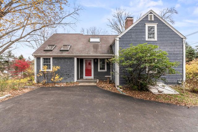 49 Exeter Road, North Hampton, NH 03862