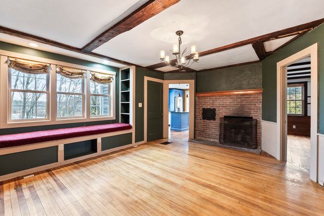 49 Exeter Road, North Hampton, NH 03862