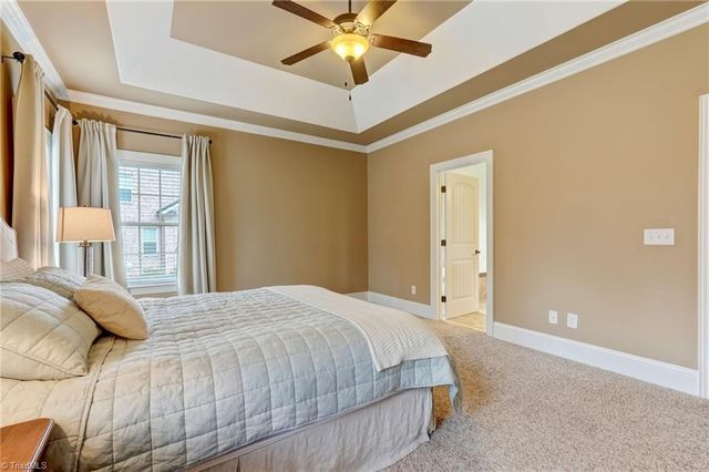 8925 Grove Park Drive, Oak Ridge, NC 27310