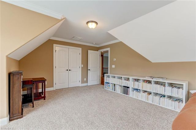 8925 Grove Park Drive, Oak Ridge, NC 27310