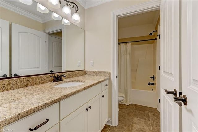 8925 Grove Park Drive, Oak Ridge, NC 27310