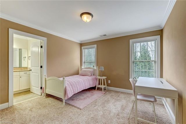 8925 Grove Park Drive, Oak Ridge, NC 27310