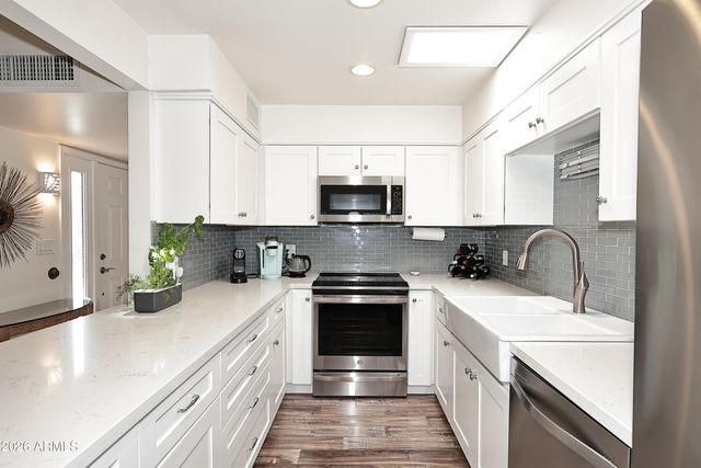 4800 N 68TH Street 107, Scottsdale, AZ 85251