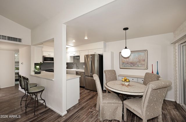 4800 N 68TH Street 107, Scottsdale, AZ 85251