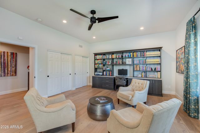 2409 E SOLANO Drive, Phoenix, AZ 85016