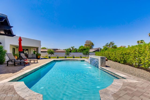 2409 E SOLANO Drive, Phoenix, AZ 85016