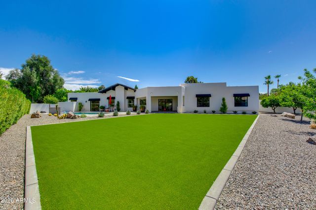2409 E SOLANO Drive, Phoenix, AZ 85016