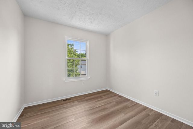 313 COOL BREEZE CT, Pasadena, MD 21122