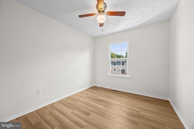 313 COOL BREEZE CT, Pasadena, MD 21122