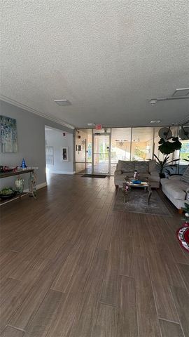 6300 NW 2nd Ave 403, Boca Raton, FL 33487