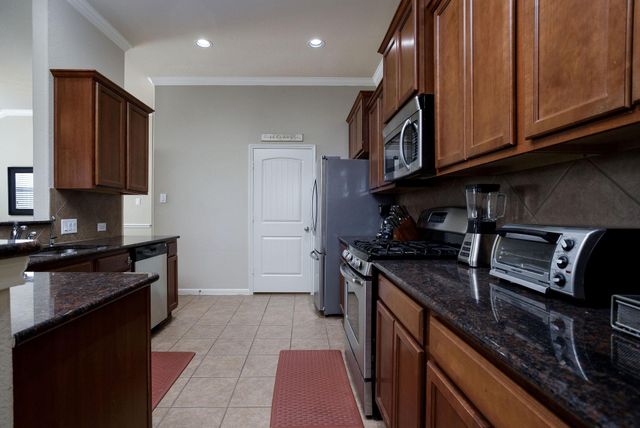 171 Black Swan Place, Magnolia, TX 77354