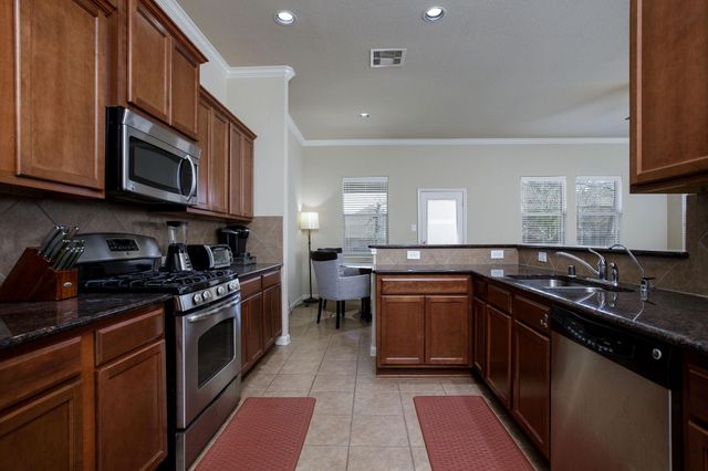 171 Black Swan Place, Magnolia, TX 77354