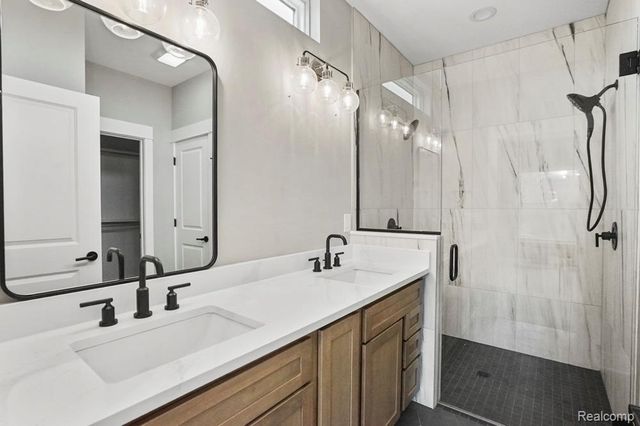 7195 Geraldine Circle, Swartz Creek, MI 48473
