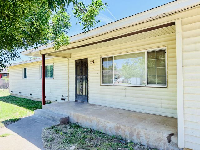 1946 16th St, Olivehurst, CA 95961