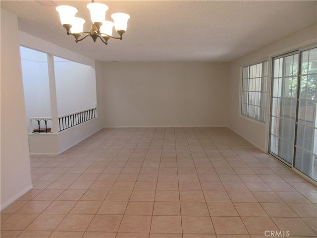 18715 Braemore Road, Northridge, CA 91326