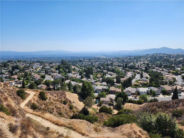 18715 Braemore Road, Northridge, CA 91326
