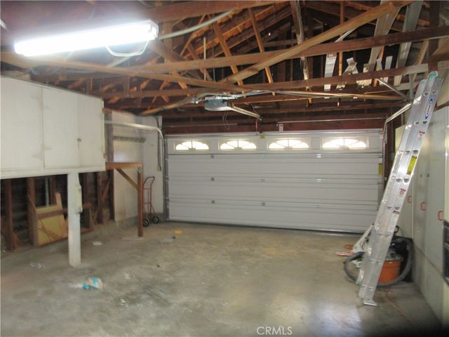 18715 Braemore Road, Northridge, CA 91326