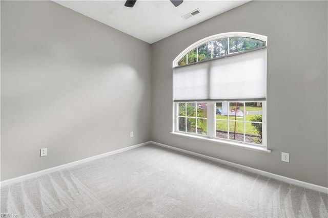 5008 James ST, Chesapeake, VA 23321