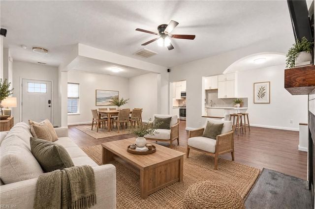 5008 James ST, Chesapeake, VA 23321