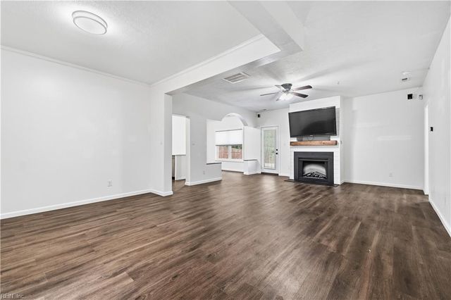 5008 James ST, Chesapeake, VA 23321