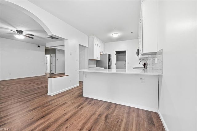 5008 James ST, Chesapeake, VA 23321