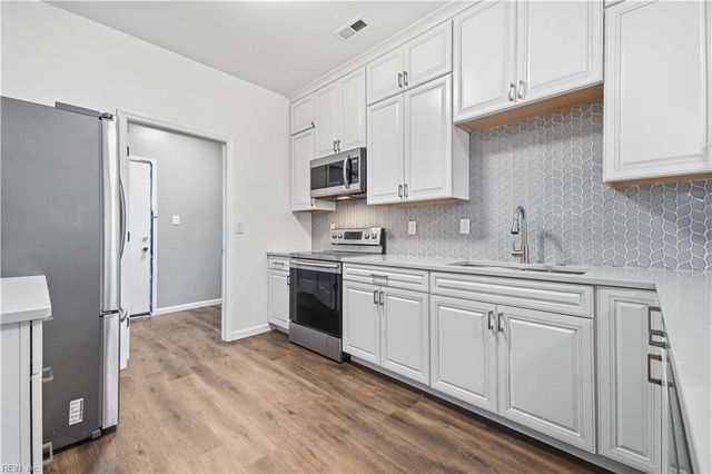 5008 James ST, Chesapeake, VA 23321