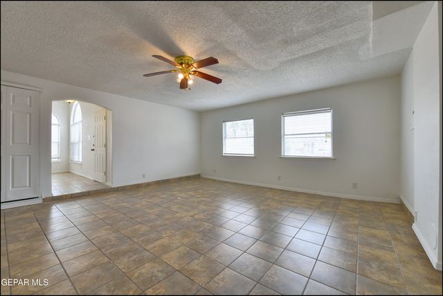 7958 Starry Night Drive, El Paso, TX 79932