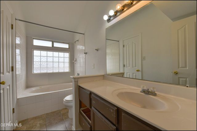 7958 Starry Night Drive, El Paso, TX 79932
