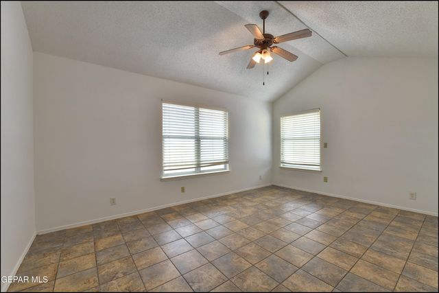 7958 Starry Night Drive, El Paso, TX 79932