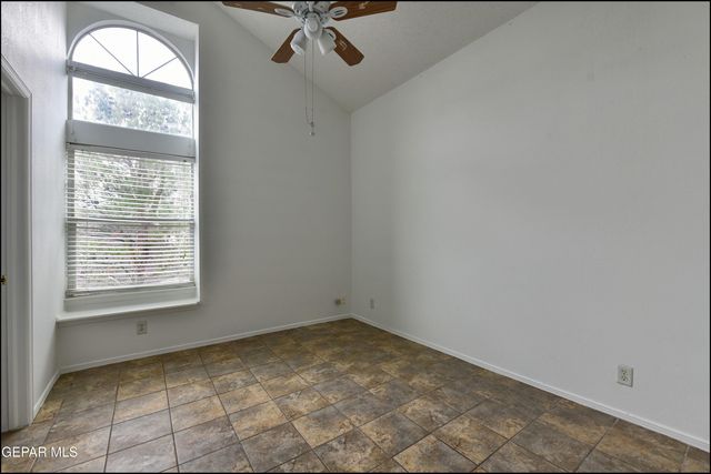 7958 Starry Night Drive, El Paso, TX 79932