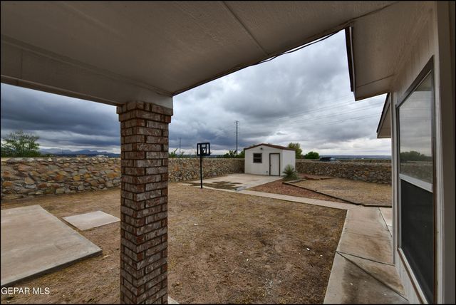 7958 Starry Night Drive, El Paso, TX 79932