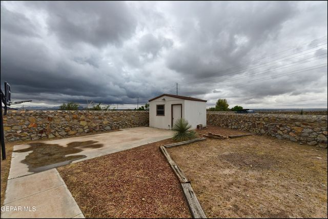 7958 Starry Night Drive, El Paso, TX 79932