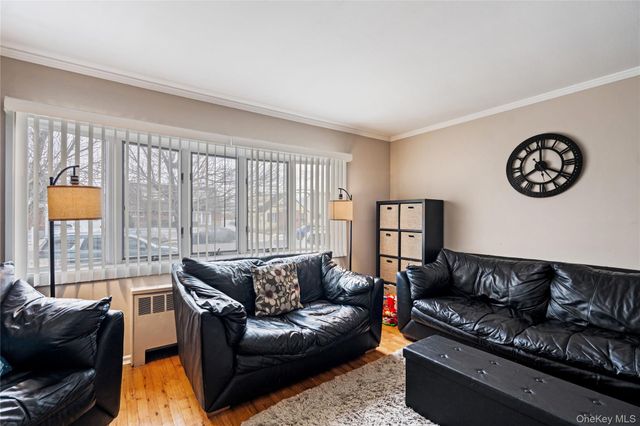 40 Belmont Boulevard, Elmont, NY 11003