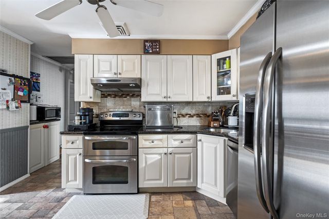 40 Belmont Boulevard, Elmont, NY 11003