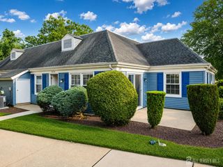 227-A Manchester Lane, Monroe, NJ 08831