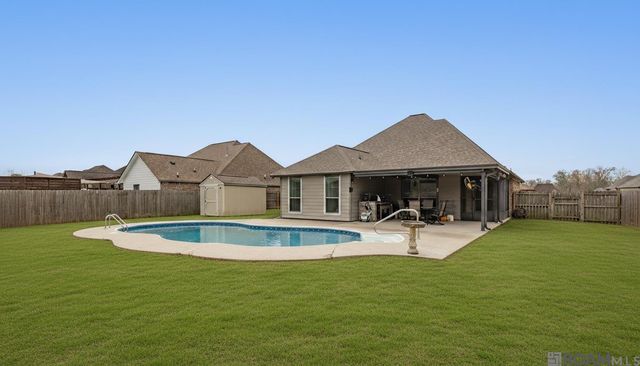 41408 Creekstone Ave, Prairieville, LA 70769