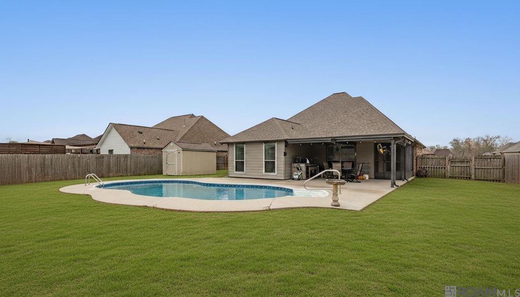 41408 Creekstone Ave, Prairieville, LA 70769