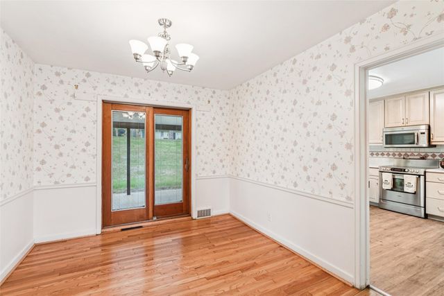 6826 Colby Avenue, Windsor Heights, IA 50324