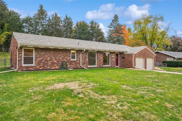 6826 Colby Avenue, Windsor Heights, IA 50324