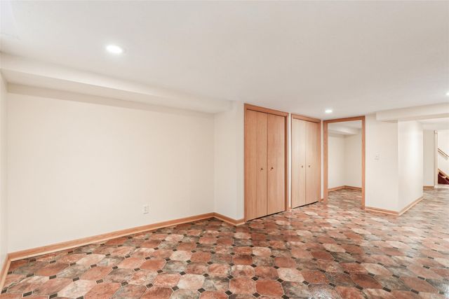 6826 Colby Avenue, Windsor Heights, IA 50324